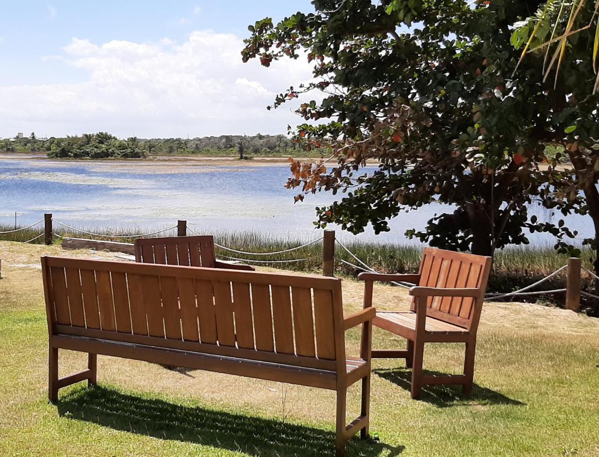 Apartamento Praia Guarajuba - Porto Smeralda Kültér fotó